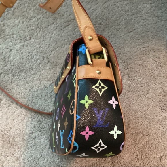 Authentic Louis Vuitton Multicolor Sologne in Black. - Picture 5 of 12